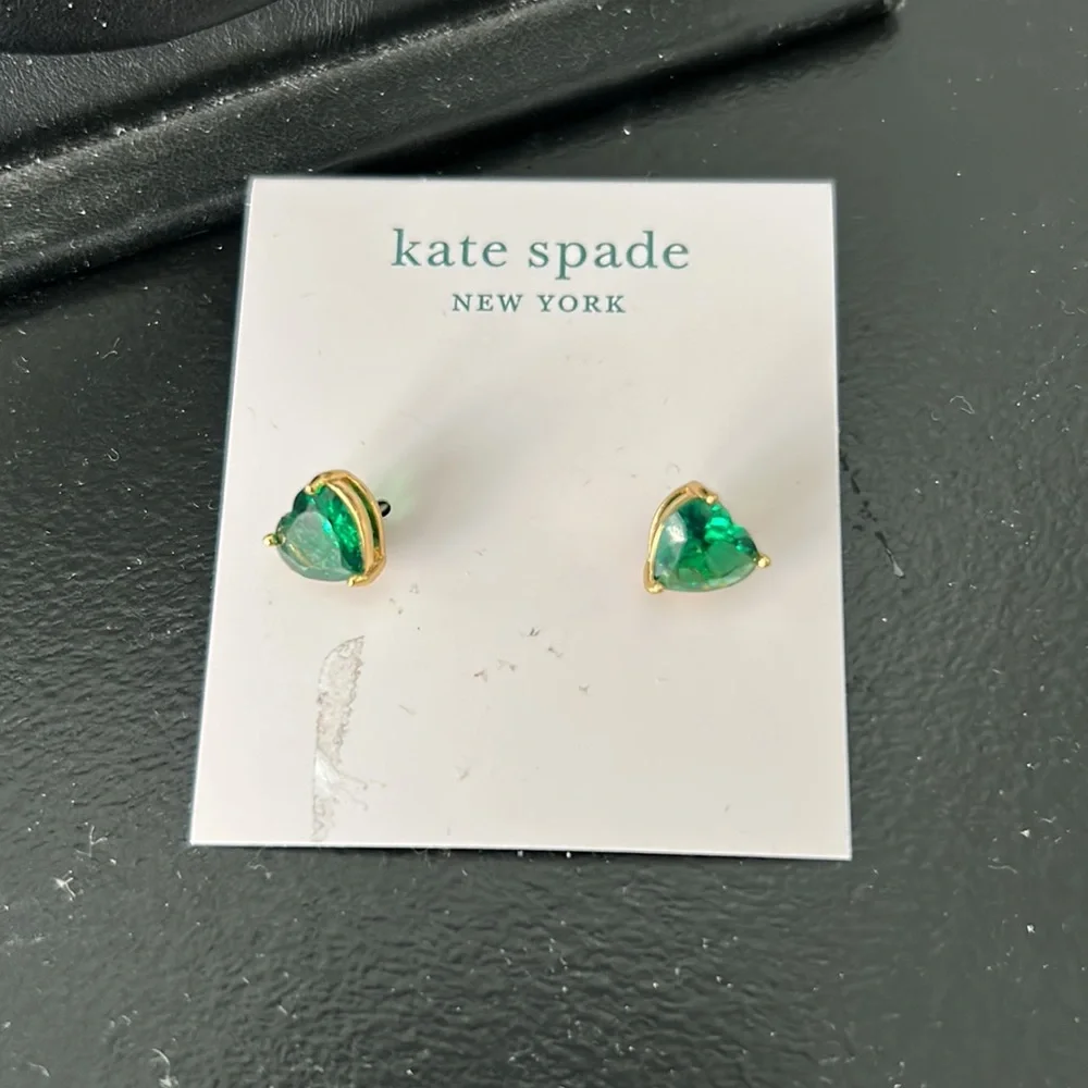 Kate Spade NWOT my love CZ heart stud earrings